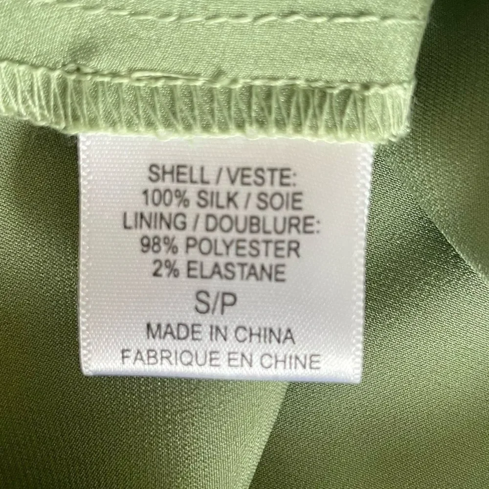 𝅺TAHARI Silk Floral Tank - Picture 7 of 11